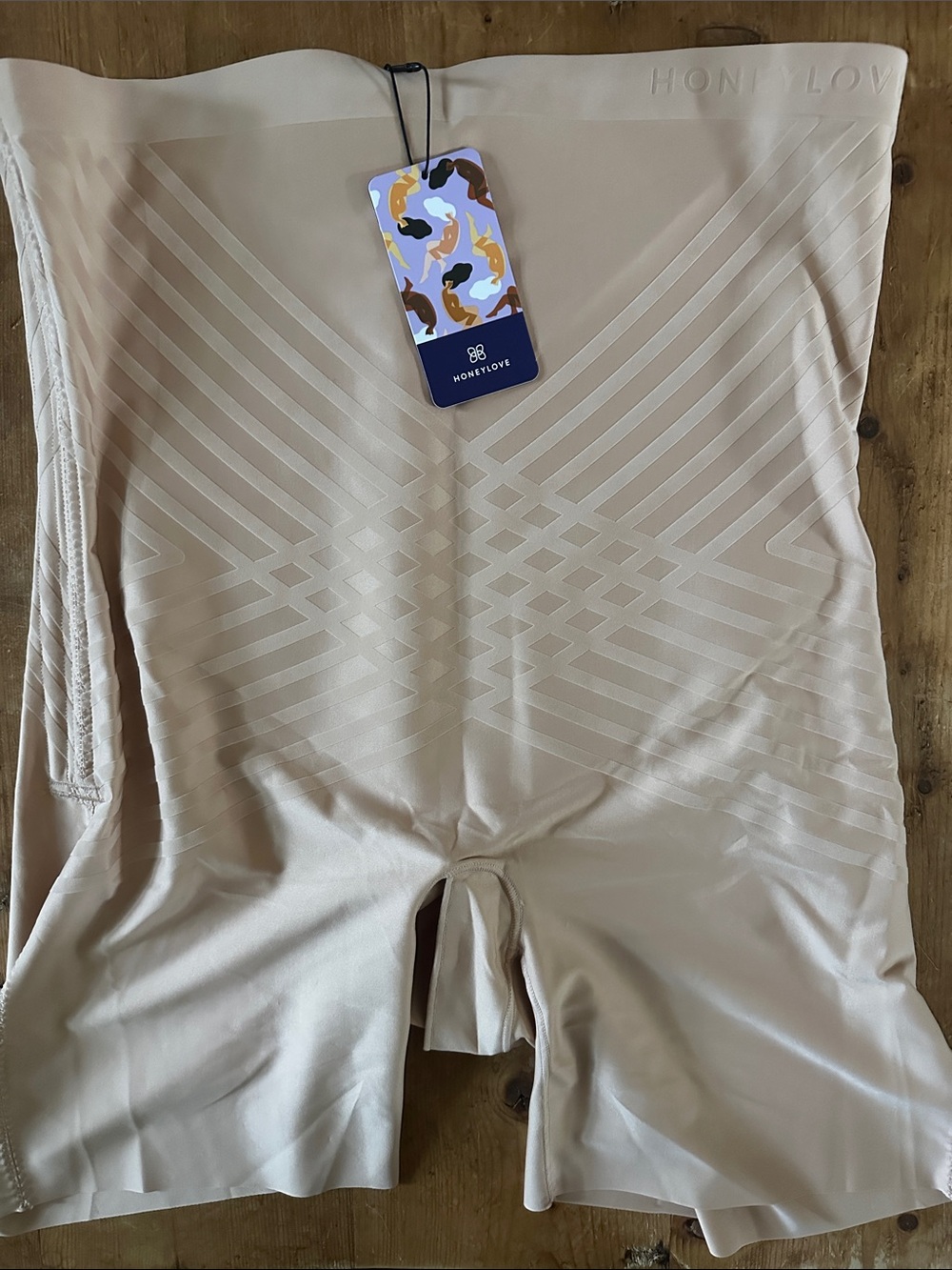 HONEYLOVE SHAPEWEAR SHORTS 3 X NEW SUPPORT AND COMFORT FLATTERING NEW